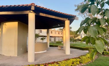 Casa en venta en Fraccionamiento Maralta, 2 rec. + 1.5 baños, Puerto Vallarta