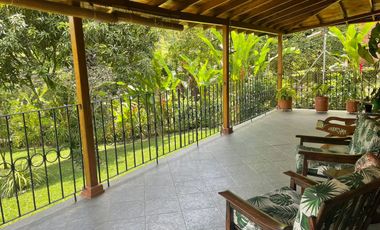 Casa Campestre en Venta Copacabana Antioquia