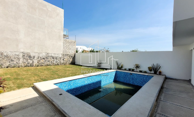CASA CON ALBERCA EN MORELOS