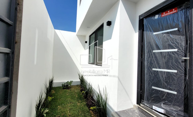 CASA CON ALBERCA EN MORELOS