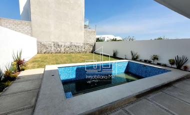 CASA CON ALBERCA EN MORELOS