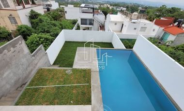 CASA CON ALBERCA EN MORELOS
