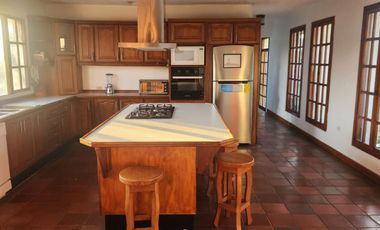 ARRIENDO CASA AMOBLADA EN TUMBACO -  LA ESPERANZA