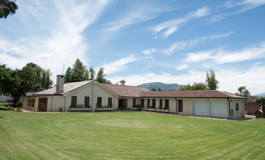 ARRIENDO CASA AMOBLADA EN TUMBACO -  LA ESPERANZA