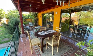 SE VENDE LINDA CASA EN CONDOMINIO 187 M2 DORMITORIOS 5 PISCINA UF 16.700