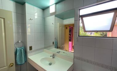 SE VENDE LINDA CASA EN CONDOMINIO 187 M2 DORMITORIOS 5 PISCINA UF 16.700