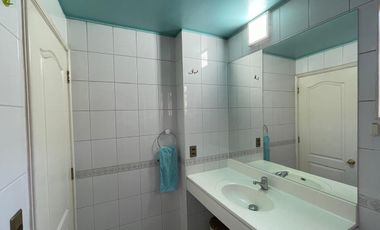 SE VENDE LINDA CASA EN CONDOMINIO 187 M2 DORMITORIOS 5 PISCINA UF 16.700
