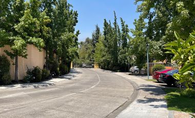 SE VENDE LINDA CASA EN CONDOMINIO 187 M2 DORMITORIOS 5 PISCINA UF 16.700