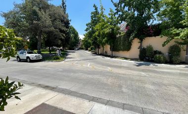 SE VENDE LINDA CASA EN CONDOMINIO 187 M2 DORMITORIOS 5 PISCINA UF 16.700