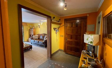SE VENDE LINDA CASA EN CONDOMINIO 187 M2 DORMITORIOS 5 PISCINA UF 16.700