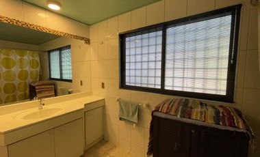 SE VENDE LINDA CASA EN CONDOMINIO 187 M2 DORMITORIOS 5 PISCINA UF 16.700