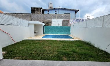 CASA CON ALBERCA EN OAXTEPEC MORELOS.