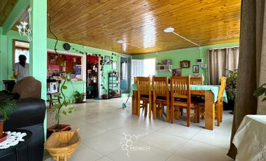 Oportunidad Casa Sólida con destino comercial