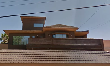 INVIERTE Y GANA!! ENORME CASA DE 500M2 YA ADJUDICADA EN COL LOMAS DE SAN LUIS SLP