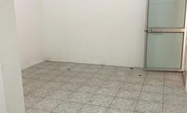 ALQUILER DE LOCAL COMERCIAL EN CENTRO DE MACHALA