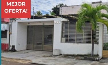 Contáctame CASA EN VENTA Adj con pos, Calle Felipe Carrillo Puerto , 77010 Jardines de la Ciudad de Chetumal, Othón P. Blanco,  Quintana Roo.