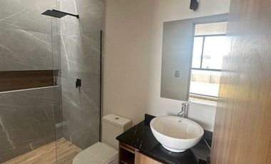 SE VENDE RESIDENCIA - PARQUE SOFIA
