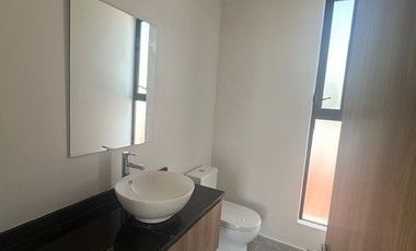 SE VENDE RESIDENCIA - PARQUE SOFIA