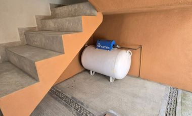 CASA AMUEBLADA EN RENTA EN METEPEC