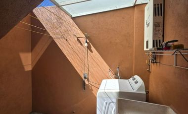 CASA AMUEBLADA EN RENTA EN METEPEC