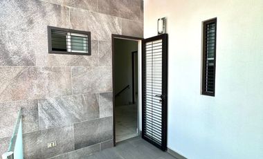 Bonito Edificio de Oficinas Col Villa de San Miguel, Guadalupe