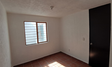 CASA A LA VENTA EN SANTA CRUZ DEL VALLE, TLAQUEPAQUE