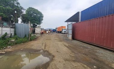 Arriendo terreno con galpon