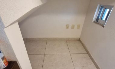 CASA SEMIAMUEBLADA EN RENTA, FRACCIONAMIENTO TERRANOVA PACHUCA DE SOTO HIDALGO