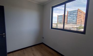 Se vende estupenda casa totalmente remodelada en excelente ubicación