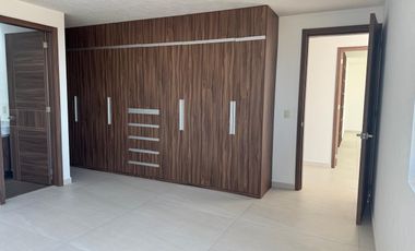 EXCLUSIVA  CASA EN VENTA, MODERNA CASA AMPLIA CON EXCELENTE UBICACIÓN EN LA EXCLUSIVA ZONA RESIDENCIAL DE METEPEC
