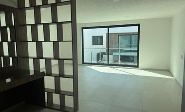 EXCLUSIVA  CASA EN VENTA, MODERNA CASA AMPLIA CON EXCELENTE UBICACIÓN EN LA EXCLUSIVA ZONA RESIDENCIAL DE METEPEC