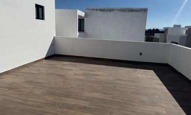 EXCLUSIVA  CASA EN VENTA, MODERNA CASA AMPLIA CON EXCELENTE UBICACIÓN EN LA EXCLUSIVA ZONA RESIDENCIAL DE METEPEC