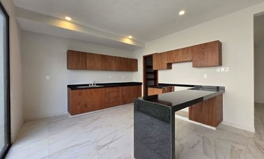 SE VENDE CASA EN Fraccionamiento Lomas de la Rioja, Veracruz, México