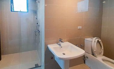 Brand New 1 bedroom condo for sale in 38th Park Avenue