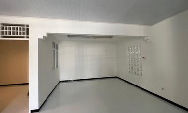 Kasuari Bintaro Sektor 9 | Disewakan Tahunan, Rumah Bagus dan Siap Huni