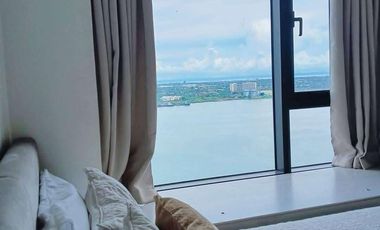 FOR RENT- BRANDNEW AND MODERN 2BR FRONT SEAVIEW IN MANDANI BAY, MANDAUE CEBU.