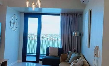 FOR RENT- BRANDNEW AND MODERN 2BR FRONT SEAVIEW IN MANDANI BAY, MANDAUE CEBU.