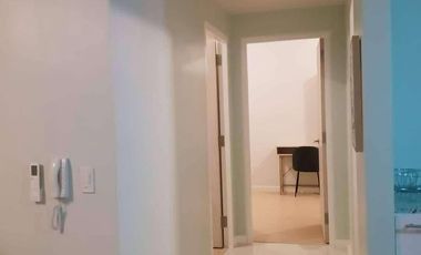FOR RENT- BRANDNEW AND MODERN 2BR FRONT SEAVIEW IN MANDANI BAY, MANDAUE CEBU.