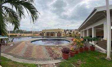Venta de casa en Urbanización Villa Club etapa Hermes
