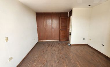 Vendo Amplio Duplex Mas Terraza en Cerca a La Plaza de La Bandera