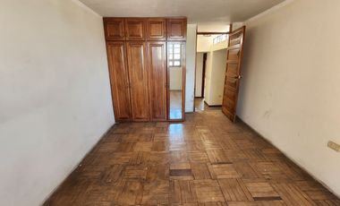 Vendo Amplio Duplex Mas Terraza en Cerca a La Plaza de La Bandera