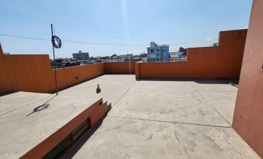 Vendo Amplio Duplex Mas Terraza en Cerca a La Plaza de La Bandera