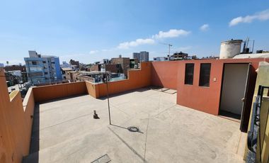 Vendo Amplio Duplex Mas Terraza en Cerca a La Plaza de La Bandera