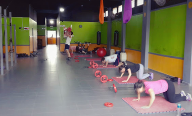 Venta Local Castelar Norte + Departamento
