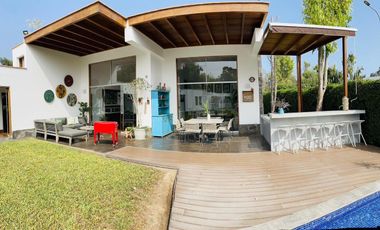Linda Casa De Campo En Fundo Paso Chico Con Instalaciones Y Acabados De Lujo