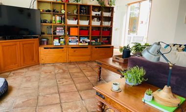 Linda Casa De Campo En Fundo Paso Chico Con Instalaciones Y Acabados De Lujo