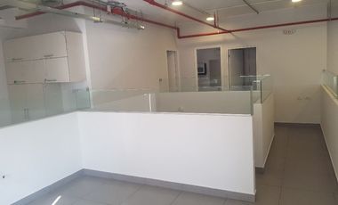 Vendo Oficina en Santa Catalina, La VIctoria
