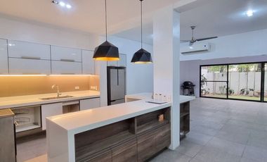 FOR SALE/RENT Renovated 2BR Townhouse in Ecology Village 3, Makati City - OBSH113