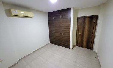 Venta departamento Samborondon km 4. cerca de plaza Batan , Mocoli Golf