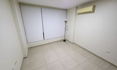 Venta departamento Samborondon km 4. cerca de plaza Batan , Mocoli Golf